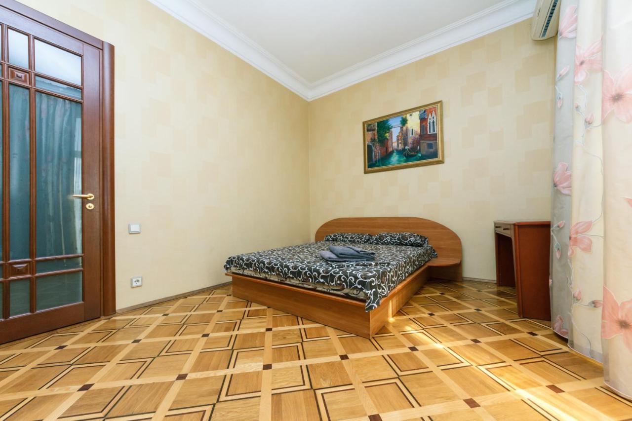 Квартира На Крещатике Kijów Zewnętrze zdjęcie