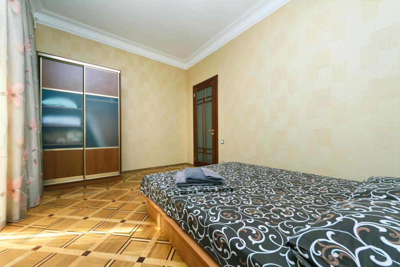 Квартира На Крещатике Kijów Zewnętrze zdjęcie